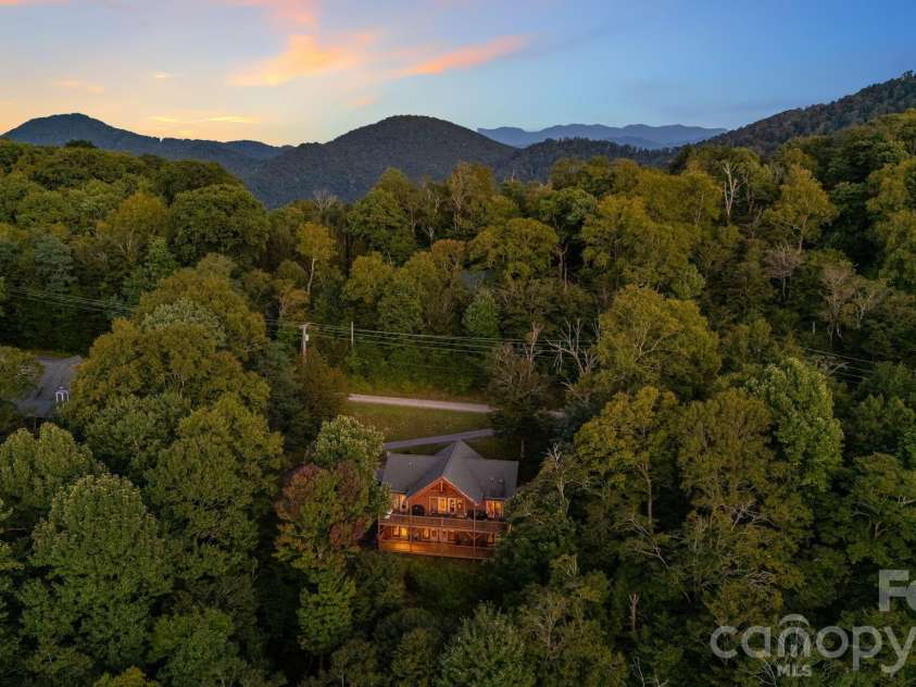 32 Zebulon Lane, Mars Hill, NC 28754.  MLS# CAR4417951, YatesRealty ID 1450. Long view