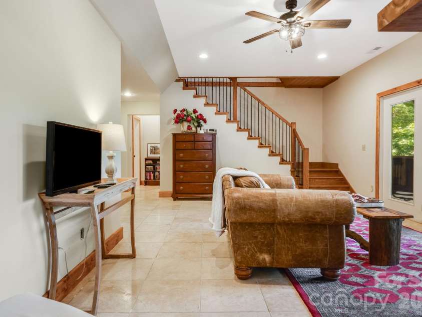 32 Zebulon Lane, Mars Hill, NC 28754.  MLS# CAR4417951, YatesRealty ID 1450. Lower level