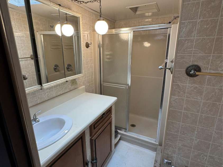 58 Sourwood Knoll, Newland, NC 28657.  MLS# CAR4255309, YatesRealty ID 14500. 