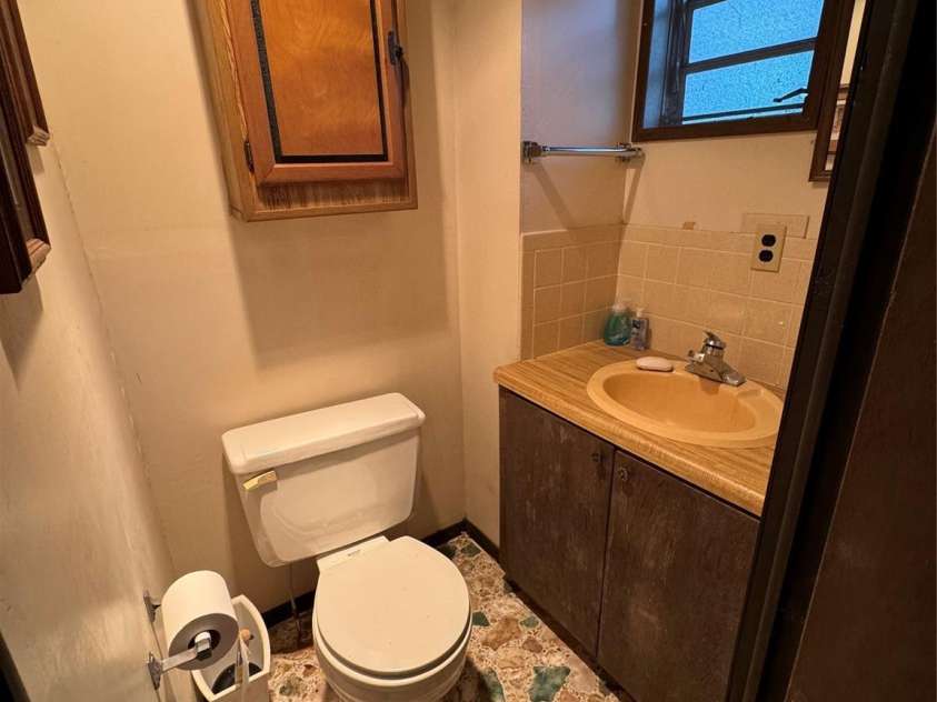 58 Sourwood Knoll, Newland, NC 28657.  MLS# CAR4255309, YatesRealty ID 14500. 