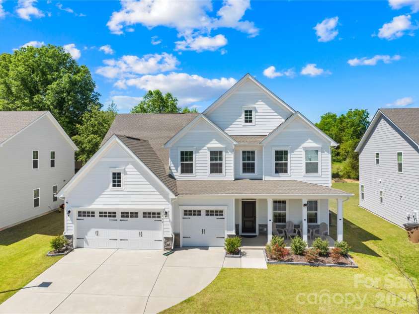 832 Dogwood Creek Lane, Indian Trail, NC 28079.  MLS# CAR4368918, YatesRealty ID 14501. 