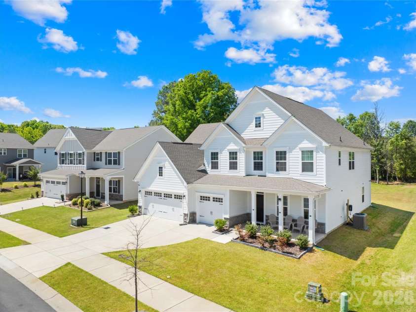 832 Dogwood Creek Lane, Indian Trail, NC 28079.  MLS# CAR4368918, YatesRealty ID 14501. 