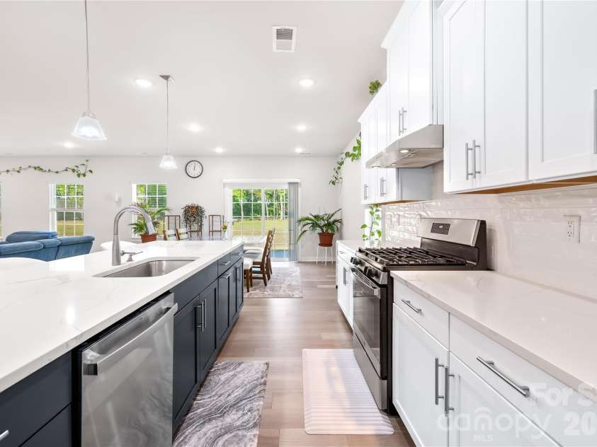 832 Dogwood Creek Lane, Indian Trail, NC 28079.  MLS# CAR4368918, YatesRealty ID 14501. 