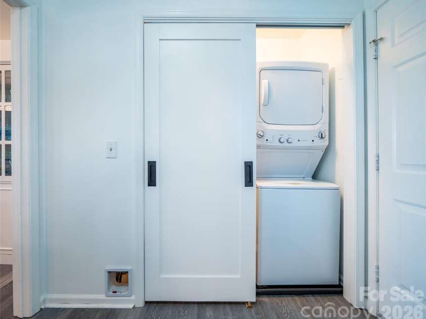 1 Wintry Drive, Hendersonville, NC 28792.  MLS# CAR4319352, YatesRealty ID 14502. 