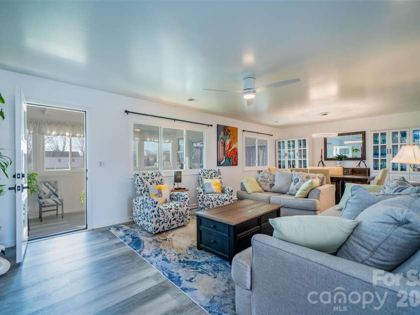1 Wintry Drive, Hendersonville, NC 28792.  MLS# CAR4319352, YatesRealty ID 14502. 