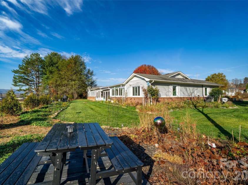 1 Wintry Drive, Hendersonville, NC 28792.  MLS# CAR4319352, YatesRealty ID 14502. 
