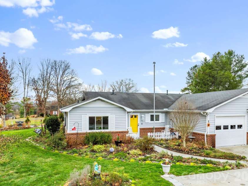 1 Wintry Drive, Hendersonville, NC 28792.  MLS# CAR4319352, YatesRealty ID 14502. Bedroom furniture virtually removed