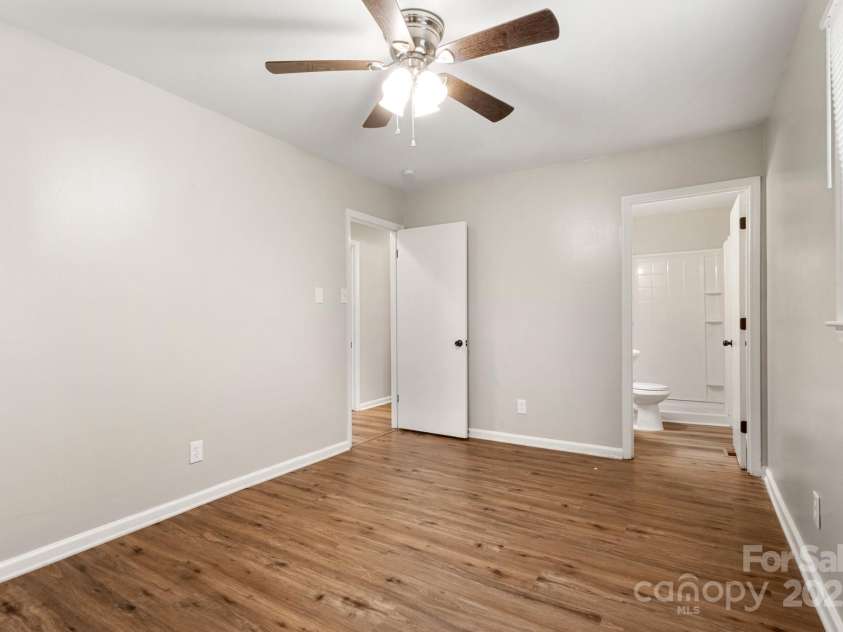 104 Berry Street, Fort Mill, SC 29715.  MLS# CAR4254460, YatesRealty ID 14503. 