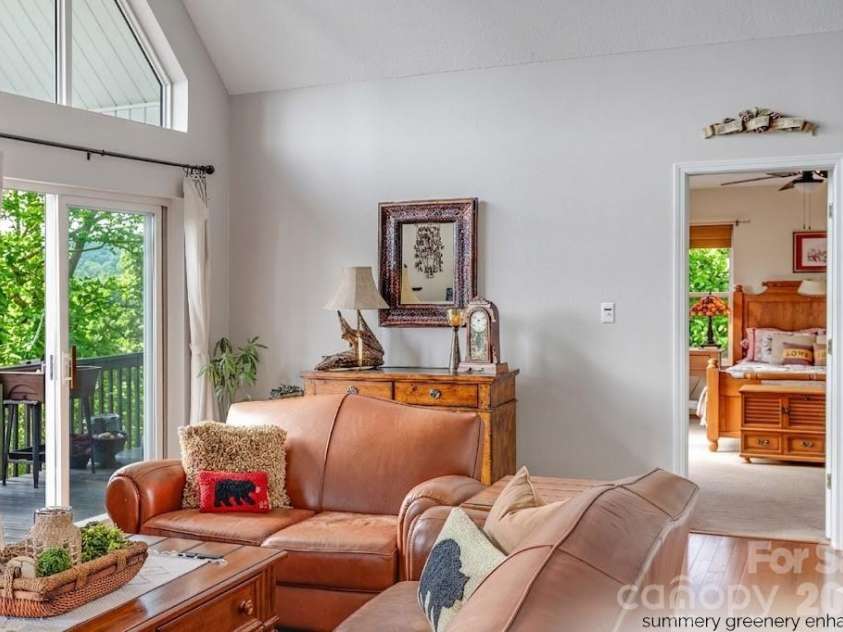 872 Mountainside Drive, Waynesville, NC 28786.  MLS# CAR4348882, YatesRealty ID 14503. 