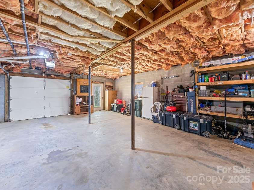 173 Blizzard Ridge, Maggie Valley, NC 28751.  MLS# CAR4249813, YatesRealty ID 14504. 