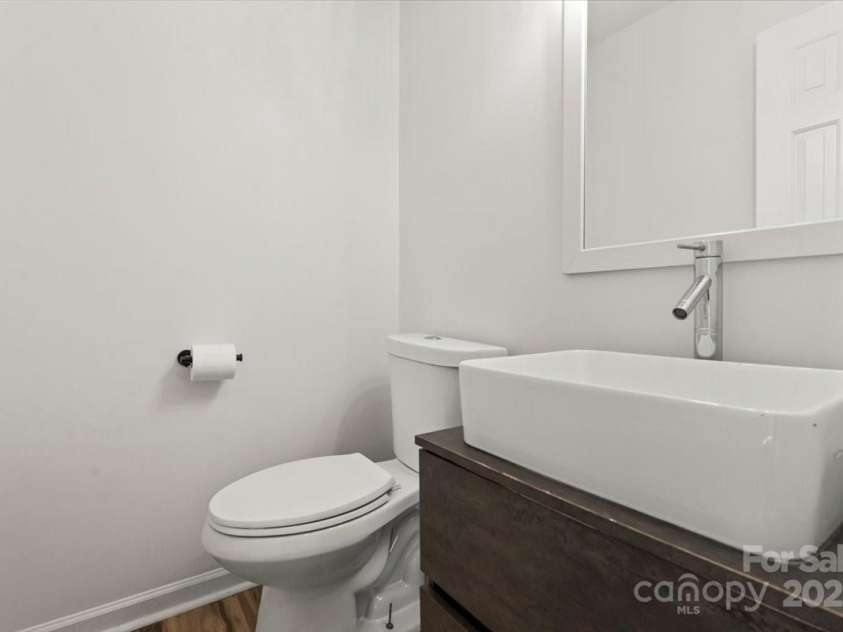 221 Pennington Road, Rock Hill, SC 29732.  MLS# CAR4330829, YatesRealty ID 14504. Half Bath