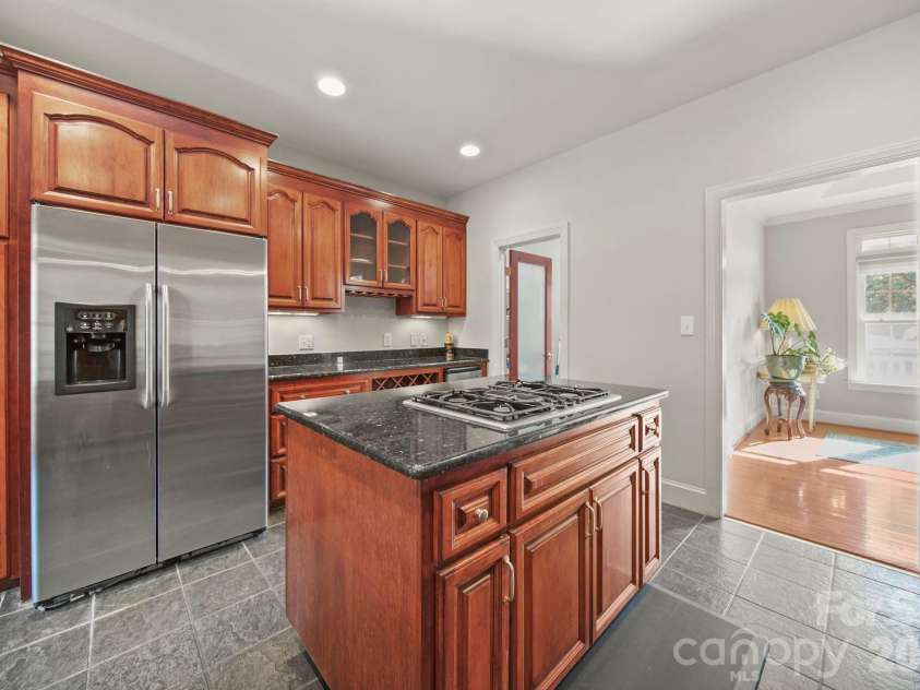 5106 Pond Bluff Drive, Monroe, NC 28112.  MLS# CAR4358314, YatesRealty ID 14505. 