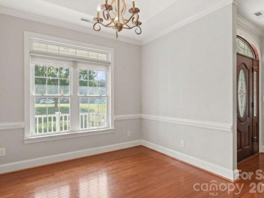 5106 Pond Bluff Drive, Monroe, NC 28112.  MLS# CAR4358314, YatesRealty ID 14505. Dining Space