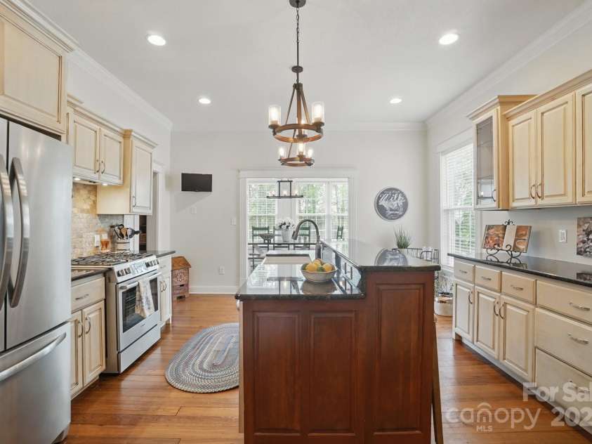 725 Bradshaw Road, Mt Ulla, NC 28125.  MLS# CAR4249662, YatesRealty ID 14505. 