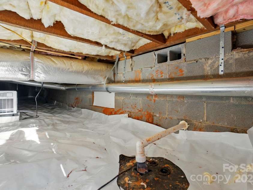 725 Bradshaw Road, Mt Ulla, NC 28125.  MLS# CAR4249662, YatesRealty ID 14505. 