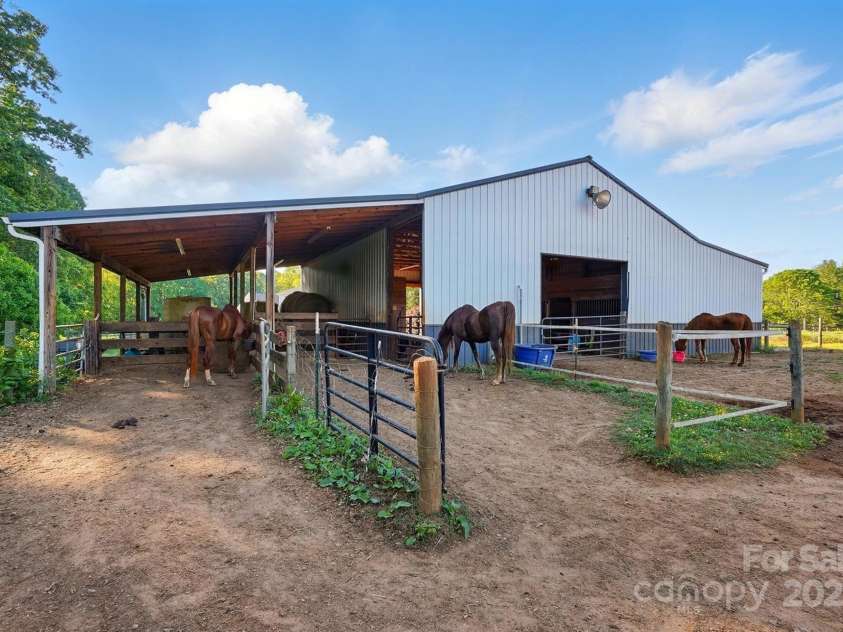 725 Bradshaw Road, Mt Ulla, NC 28125.  MLS# CAR4249662, YatesRealty ID 14505. 