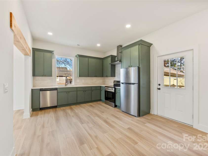 210 Millon Street, Gastonia, NC 28052.  MLS# CAR4210888, YatesRealty ID 14508. 