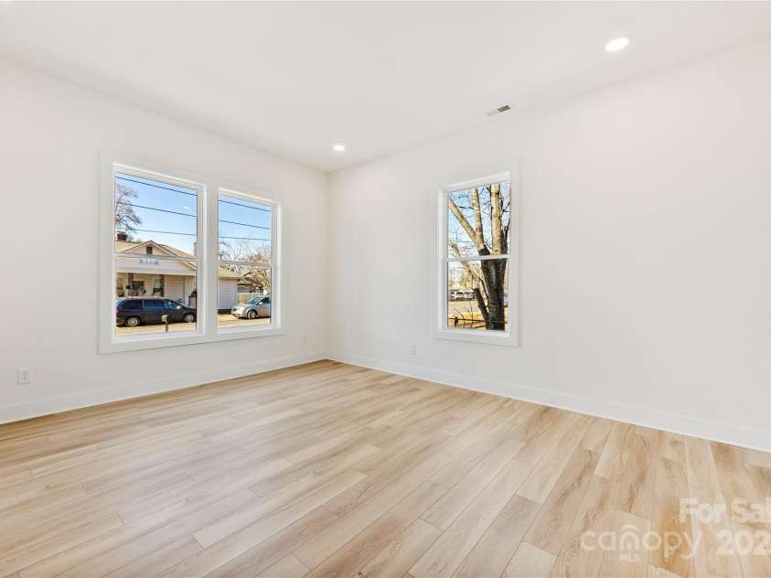 210 Millon Street, Gastonia, NC 28052.  MLS# CAR4210888, YatesRealty ID 14508. 