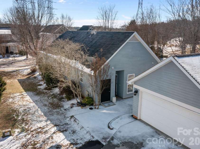 8111 Bud Henderson Road, Huntersville, NC 28078.  MLS# CAR4338514, YatesRealty ID 1451. 