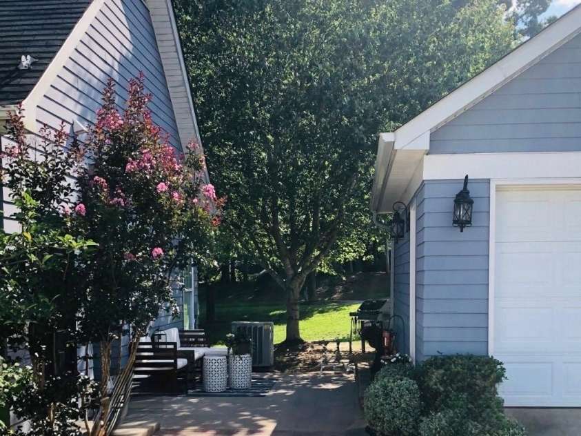 8111 Bud Henderson Road, Huntersville, NC 28078.  MLS# CAR4338514, YatesRealty ID 1451. 