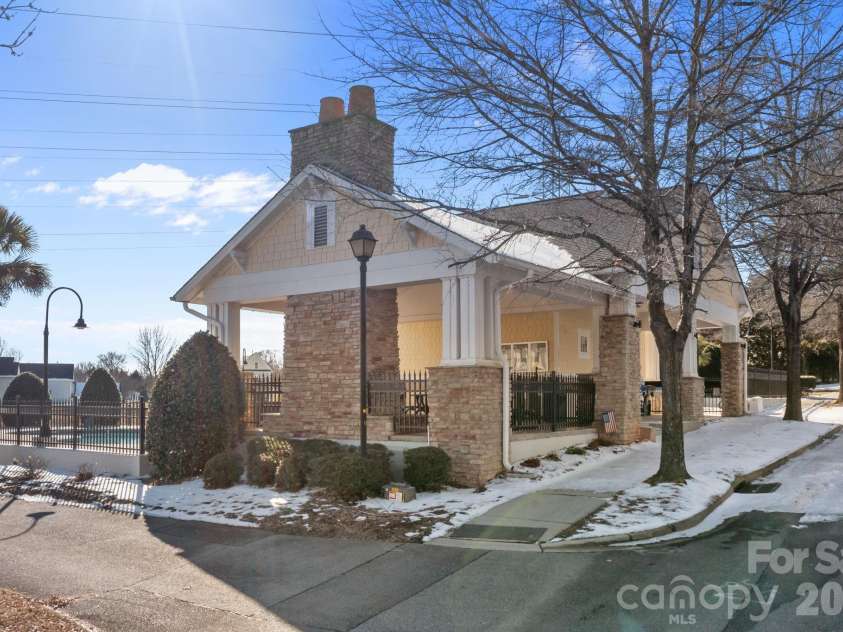 8111 Bud Henderson Road, Huntersville, NC 28078.  MLS# CAR4338514, YatesRealty ID 1451. 