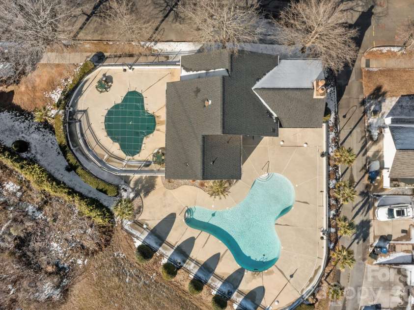 8111 Bud Henderson Road, Huntersville, NC 28078.  MLS# CAR4338514, YatesRealty ID 1451. 