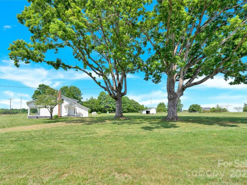 221 Abner Road, Stony Point, NC 28678.  MLS# CAR4252712, YatesRealty ID 14511. 