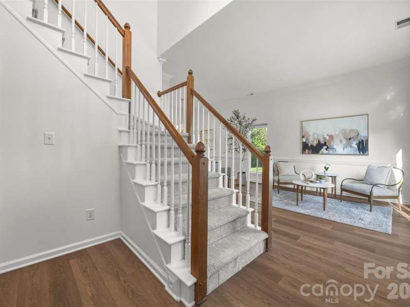 8607 Piccone Brook Lane, Charlotte, NC 28216.  MLS# CAR4360185, YatesRealty ID 14511. 