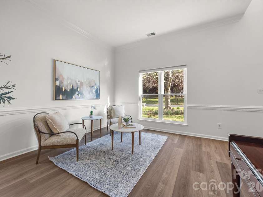 8607 Piccone Brook Lane, Charlotte, NC 28216.  MLS# CAR4360185, YatesRealty ID 14511. 