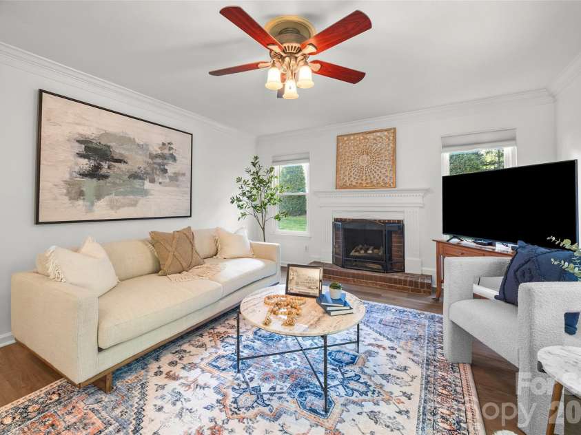 8607 Piccone Brook Lane, Charlotte, NC 28216.  MLS# CAR4360185, YatesRealty ID 14511. 
