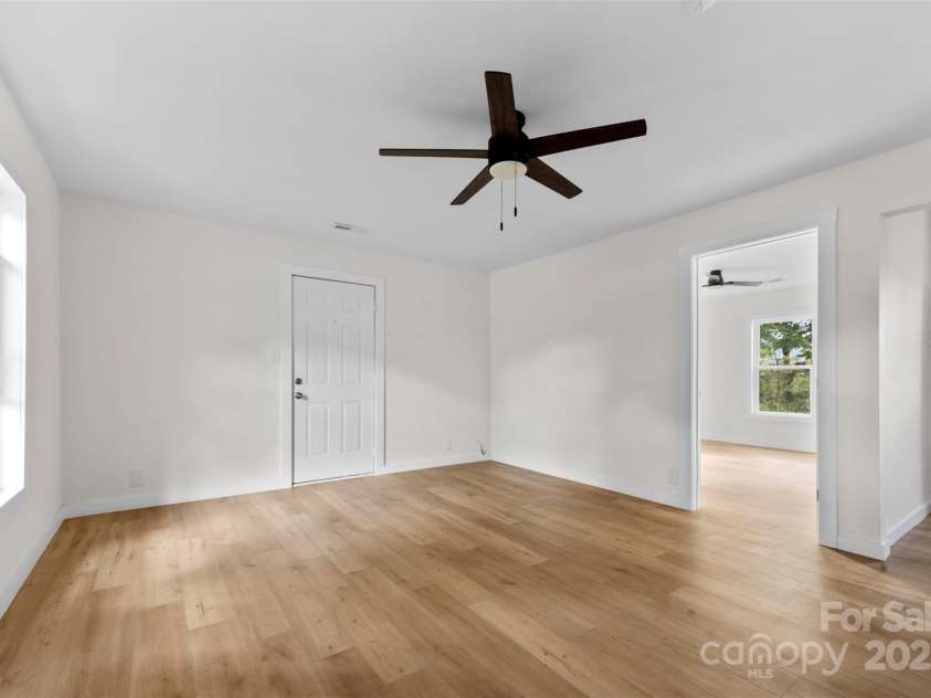 280 Pennsylvania Avenue, Spindale, NC 28160.  MLS# CAR4259421, YatesRealty ID 14513. 