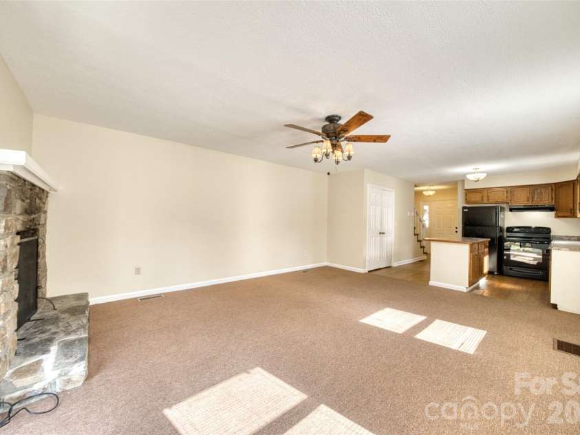 61 Riverside Villa Drive, Maggie Valley, NC 28751.  MLS# CAR4367041, YatesRealty ID 14514. 