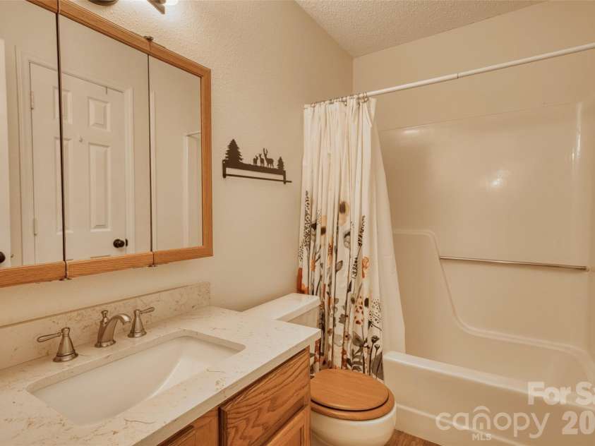 61 Riverside Villa Drive, Maggie Valley, NC 28751.  MLS# CAR4367041, YatesRealty ID 14514. 