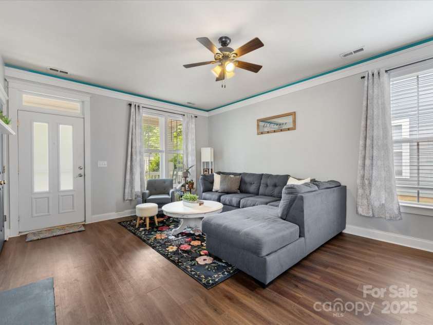 6909 Dunton Street, Huntersville, NC 28078.  MLS# CAR4254029, YatesRealty ID 14514. 