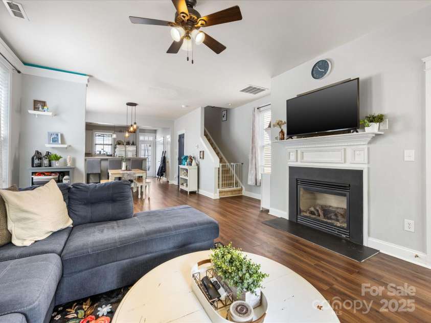 6909 Dunton Street, Huntersville, NC 28078.  MLS# CAR4254029, YatesRealty ID 14514. 