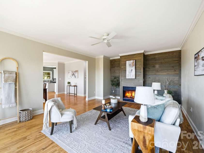 301 Forge Crest Drive, Mills River, NC 28759.  MLS# CAR4369584, YatesRealty ID 14515. Living room
