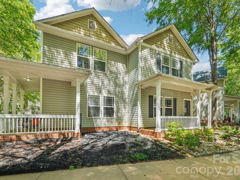 12754 Cross Dale Drive, Huntersville, NC 28078.  MLS# CAR4364808, YatesRealty ID 14516. 