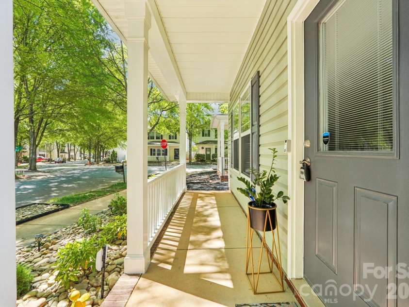 12754 Cross Dale Drive, Huntersville, NC 28078.  MLS# CAR4364808, YatesRealty ID 14516. 