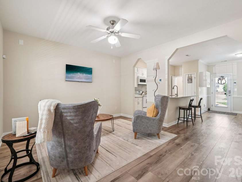 12754 Cross Dale Drive, Huntersville, NC 28078.  MLS# CAR4364808, YatesRealty ID 14516. 