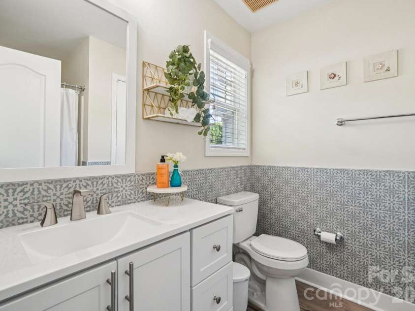 12754 Cross Dale Drive, Huntersville, NC 28078.  MLS# CAR4364808, YatesRealty ID 14516. 