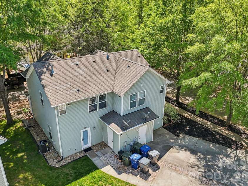 12754 Cross Dale Drive, Huntersville, NC 28078.  MLS# CAR4364808, YatesRealty ID 14516. 