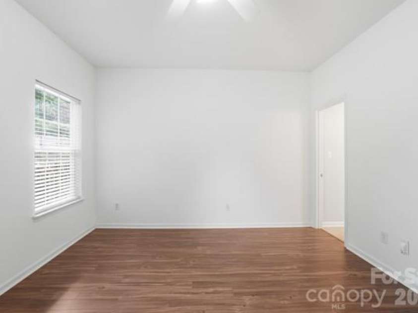 1204 Afternoon Sun Road, Matthews, NC 28104.  MLS# CAR4364140, YatesRealty ID 14517. Spacious Primary Bedroom!