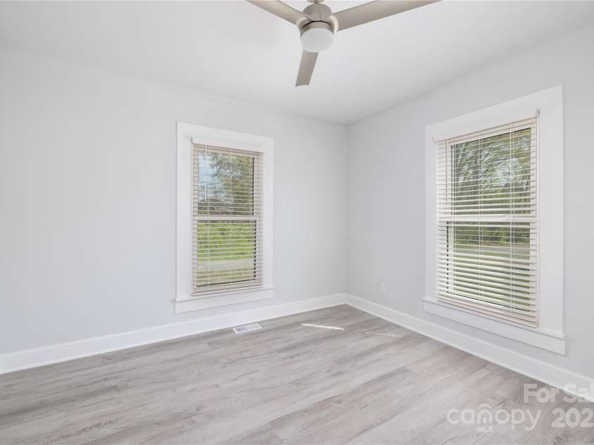 221 Palmer Street, Albemarle, NC 28001.  MLS# CAR4245298, YatesRealty ID 14517. 