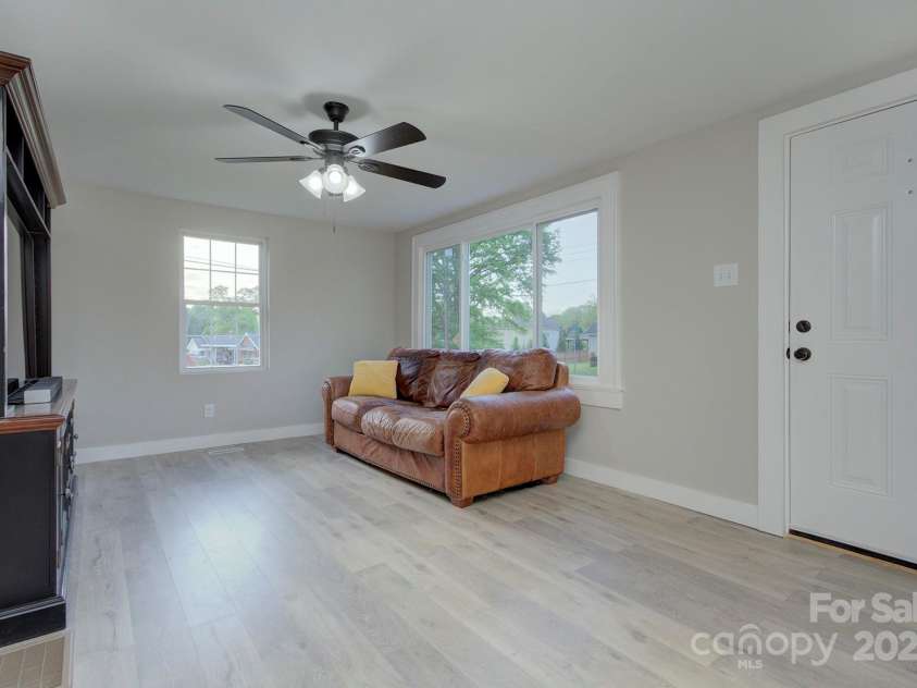 103 Moore Avenue, Mount Holly, NC 28120.  MLS# CAR4245163, YatesRealty ID 14519. 