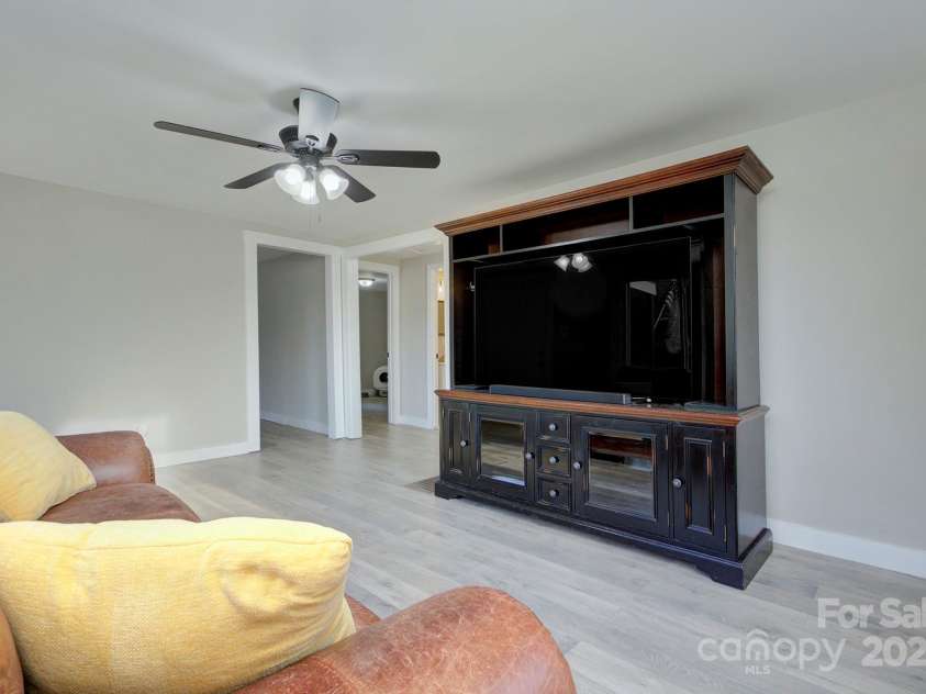 103 Moore Avenue, Mount Holly, NC 28120.  MLS# CAR4245163, YatesRealty ID 14519. 