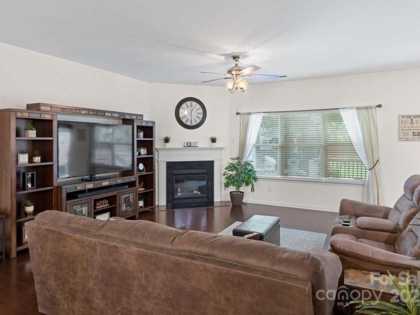 286 Mallard Head Drive, Rock Hill, SC 29732.  MLS# CAR4259930, YatesRealty ID 14520. 