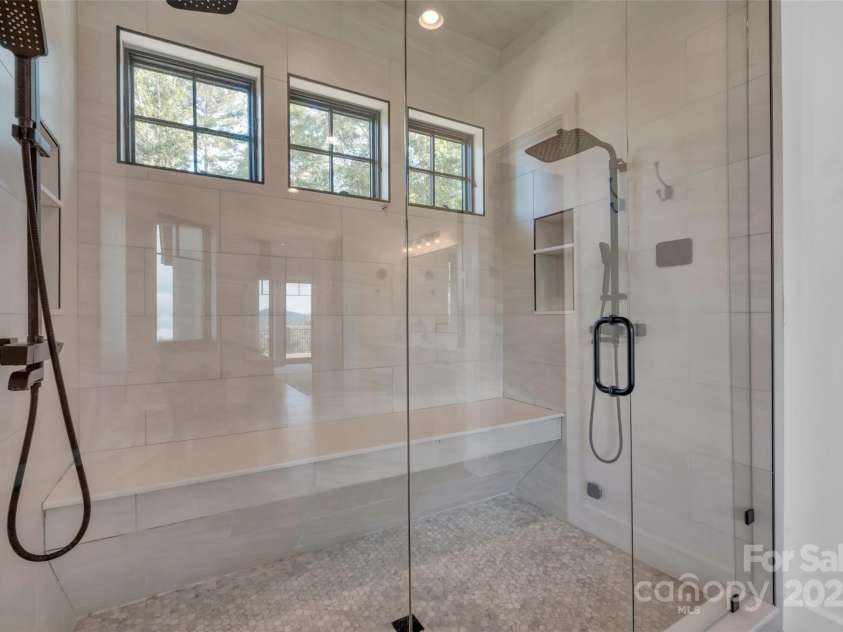 26 Bonnies Cove Trail, Mills River, NC 28759.  MLS# CAR4251070, YatesRealty ID 14521. 