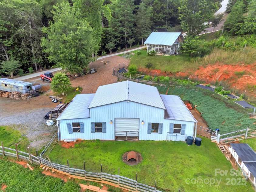 26 Bonnies Cove Trail, Mills River, NC 28759.  MLS# CAR4251070, YatesRealty ID 14521. 