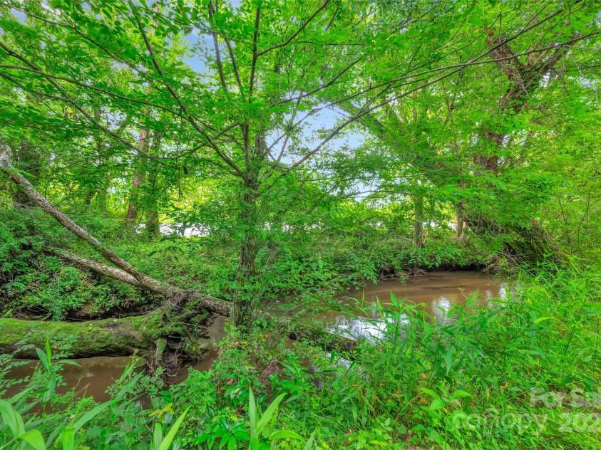 26 Bonnies Cove Trail, Mills River, NC 28759.  MLS# CAR4251070, YatesRealty ID 14521. 