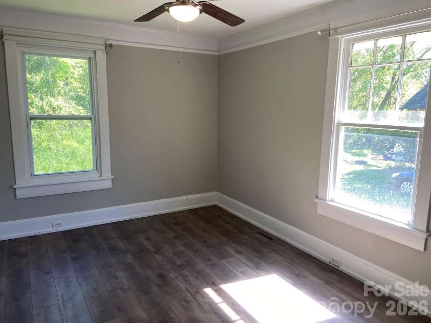 423 Green Street, Rock Hill, SC 29730.  MLS# CAR4361589, YatesRealty ID 14521. 